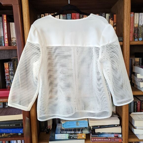 IC by Connie K white mesh 3/4 sleeve v neck zip short jacket - Picture 2 of 4